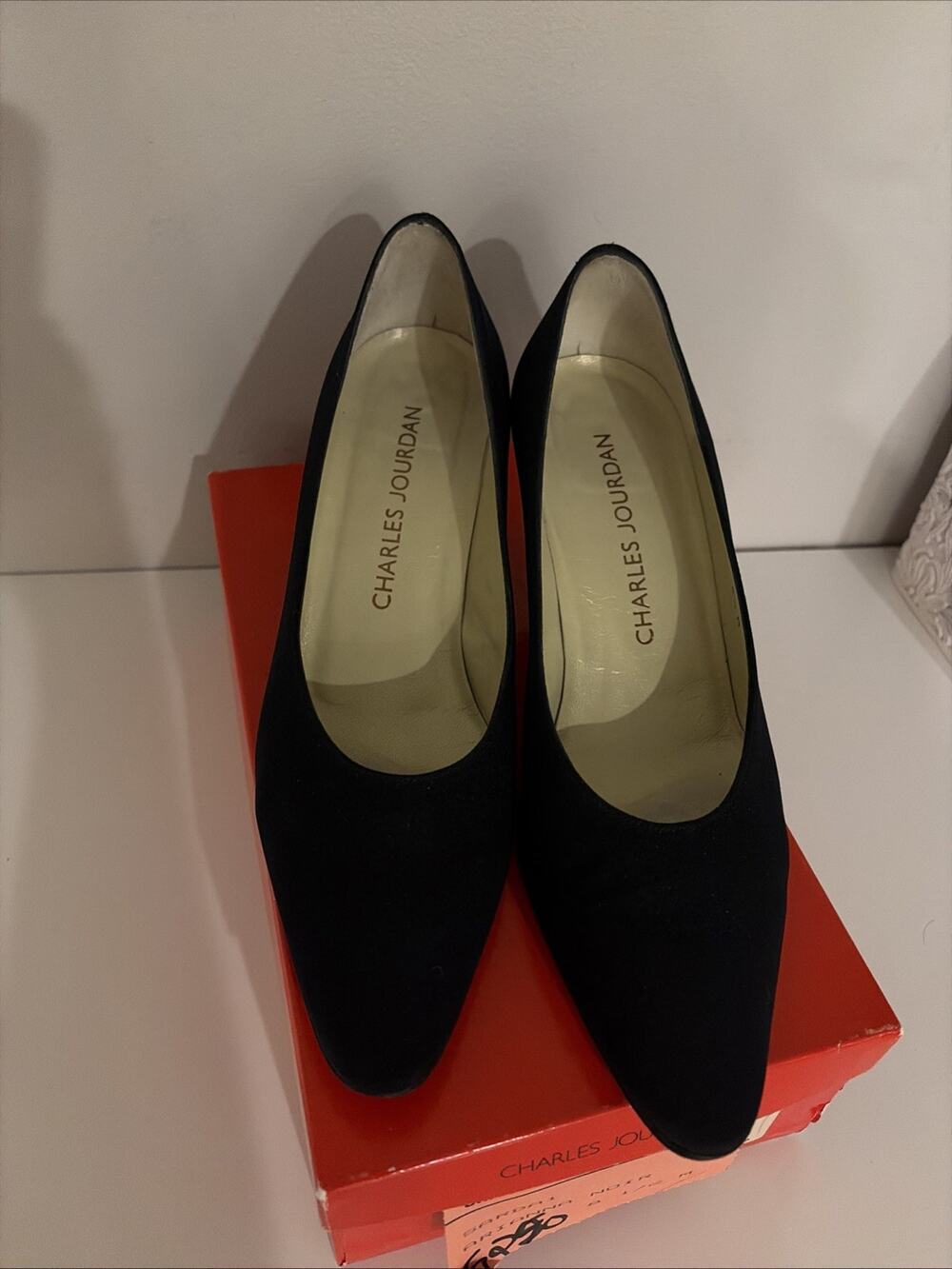 Charles Jourdan Black Pumps Heels Sz 8.5M, Sarda Timeless Vintage